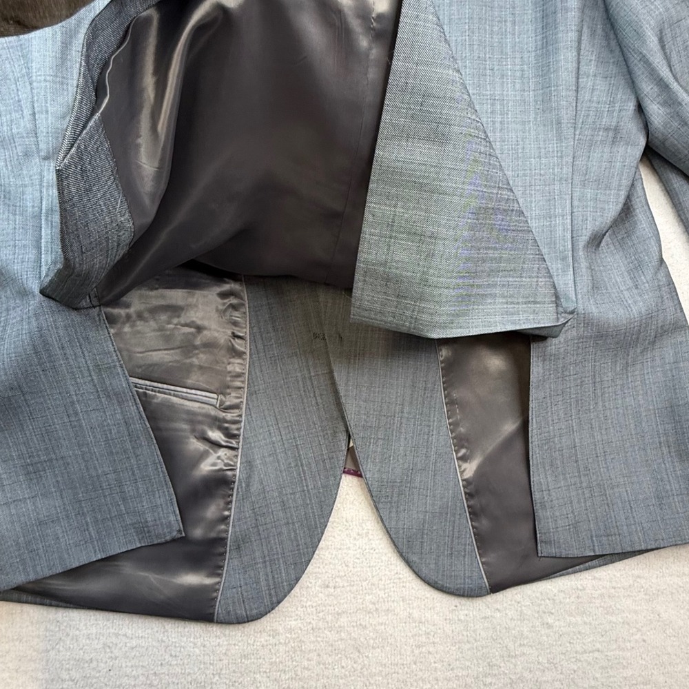 Tazio Italy Mens Ultra Slim Fit 2 Piece Suit Gray Sharkskin 50R 44W NWT sleek - Picture 16 of 16